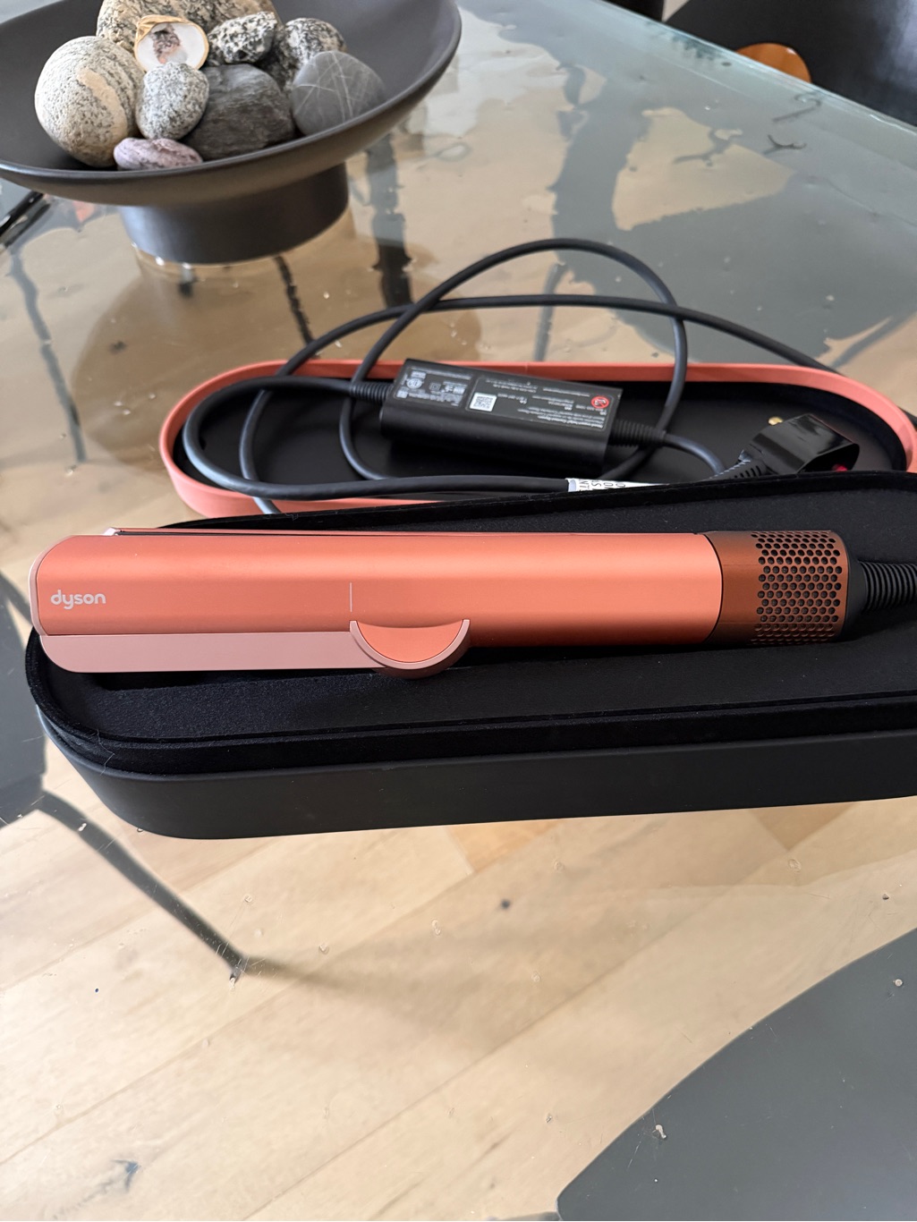 Dyson AmberRosegold Special Edition Airstrait WetToDry Portable Case Included